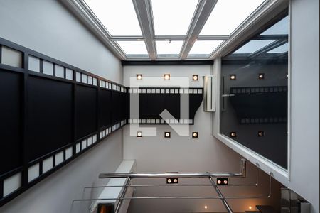Sala - detalhe teto de apartamento para alugar com 1 quarto, 148m² em Gonzaga, Santos