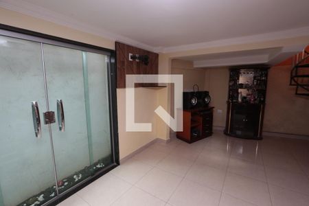 Casa à venda com 100m², 2 quartos e 1 vagaSala