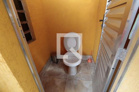 Casa à venda com 100m², 2 quartos e 1 vagaLavabo