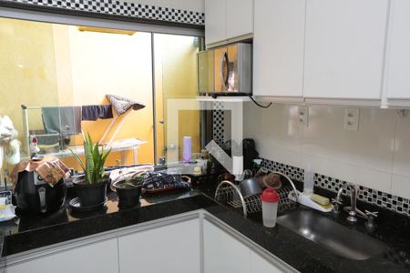 Cozinha de casa à venda com 2 quartos, 100m² em Industrial, Contagem
