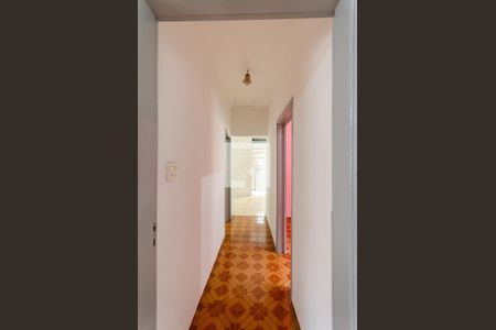 Corredor  de casa à venda com 4 quartos, 189m² em Chácara Inglesa, São Paulo