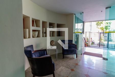 Apartamento à venda com 118m², 4 quartos e 2 vagasLobby