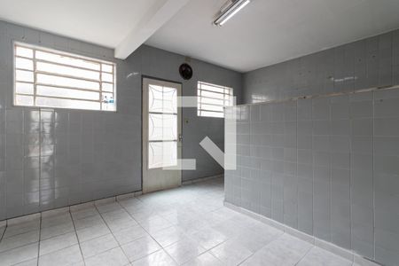 Casa para alugar com 125m², 2 quartos e 2 vagasCozinha