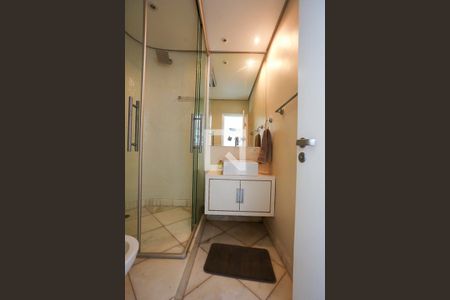 Apartamento à venda com 390m², 3 quartos e 2 vagasBanheiro da Suíte 2