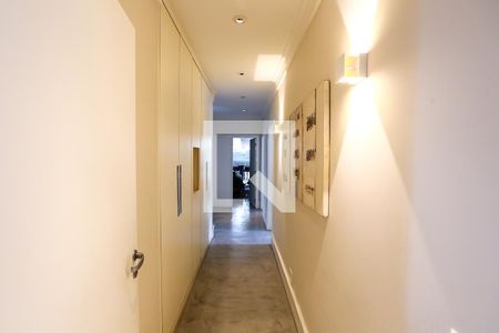 Apartamento à venda com 390m², 3 quartos e 2 vagascorredor