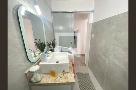 Apartamento para alugar com 60m², 1 quarto e sem vagaBanheiro