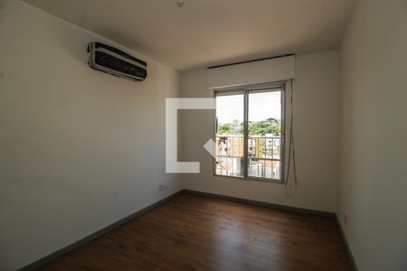 Quarto 1 de apartamento para alugar com 2 quartos, 68m² em Tristeza, Porto Alegre