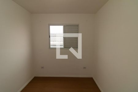 Quarto 1 de apartamento para alugar com 3 quartos, 52m² em Vila Miranda, Itaquaquecetuba
