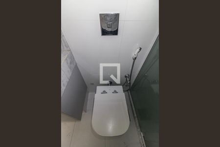 Apartamento à venda com 130m², 3 quartos e 2 vagasBanheiro Social