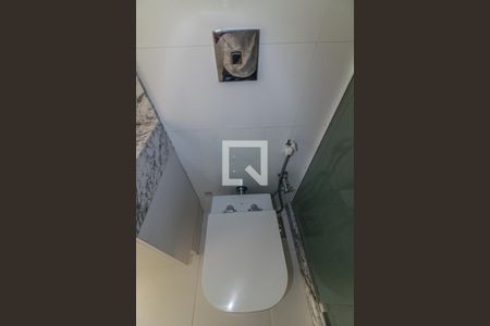 Apartamento à venda com 130m², 3 quartos e 2 vagasSuíte - Banheiro