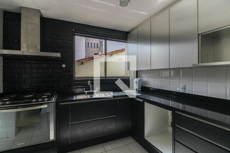 Apartamento à venda com 130m², 3 quartos e 2 vagasCozinha