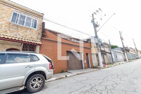 Casa para alugar com 200m², 3 quartos e 8 vagasFachada