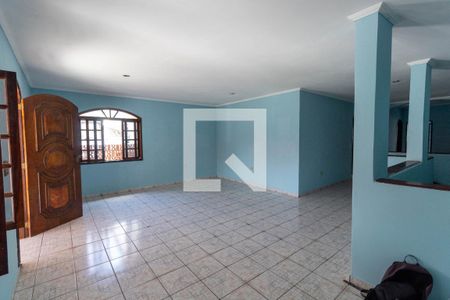 Sala de casa à venda com 3 quartos, 200m² em Jardim Penha, São Paulo
