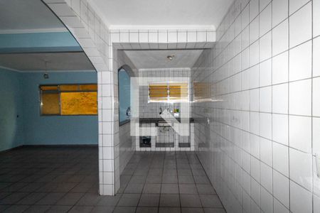 Casa para alugar com 200m², 3 quartos e 8 vagasCozinha