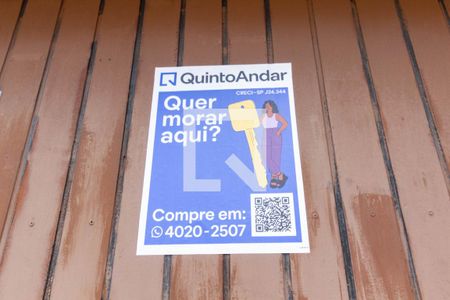 Casa para alugar com 200m², 3 quartos e 8 vagasFachada
