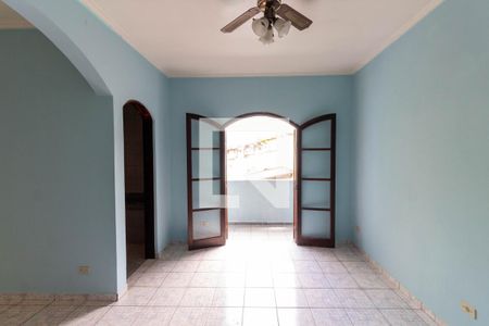 Casa para alugar com 200m², 3 quartos e 8 vagasQuarto Suíte