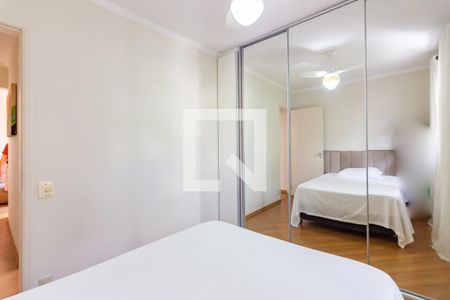 Quarto 1 de apartamento à venda com 2 quartos, 57m² em Vila Yara, Osasco