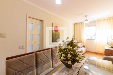 Sala  de apartamento à venda com 2 quartos, 57m² em Vila Yara, Osasco