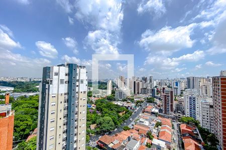 Apartamento para alugar com 218m², 6 quartos e 4 vagasvista do Quarto 3