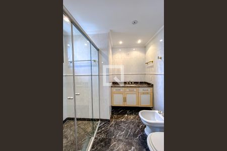 Apartamento para alugar com 218m², 6 quartos e 4 vagasBanheiro da Suíte 2