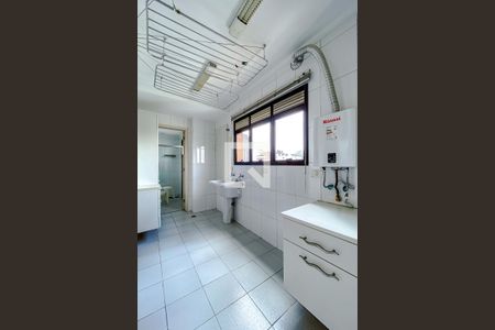 Apartamento para alugar com 218m², 6 quartos e 4 vagasÁrea de Serviço