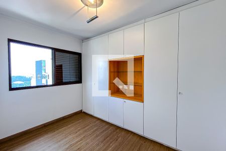 Apartamento para alugar com 218m², 6 quartos e 4 vagasQuarto 5
