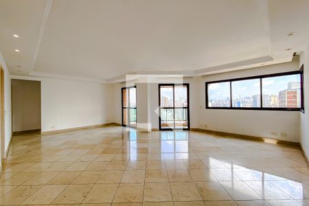 Apartamento para alugar com 218m², 6 quartos e 4 vagasSala