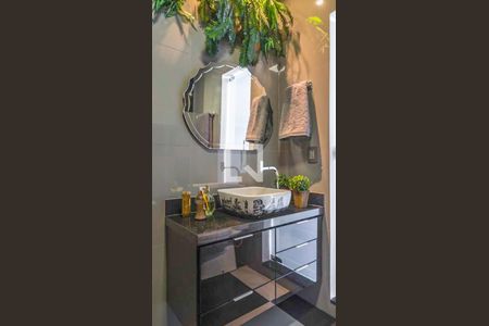 Apartamento à venda com 280m², 4 quartos e 2 vagasBanheiro