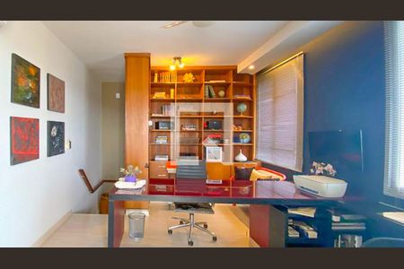 Apartamento à venda com 280m², 4 quartos e 2 vagasSala 