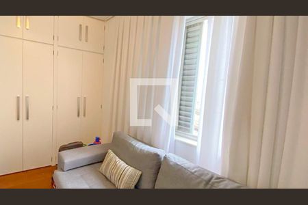 Apartamento à venda com 280m², 4 quartos e 2 vagasQuarto