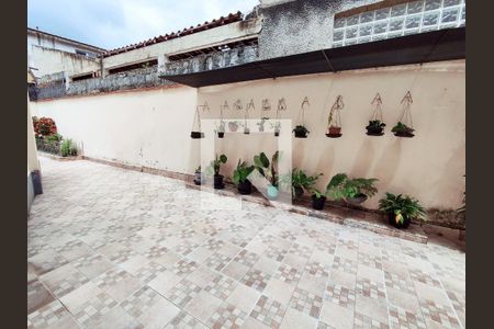 Casa à venda com 286m², 4 quartos e 2 vagas Casa à venda com 286m², 4 quartos e 2 vagasQuintal