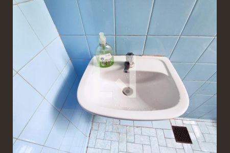 Casa à venda com 286m², 4 quartos e 2 vagas Casa à venda com 286m², 4 quartos e 2 vagasBanheiro da Suíte