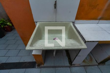 Casa à venda com 160m², 3 quartos e 2 vagas Casa à venda com 160m², 3 quartos e 2 vagasÁrea de Serviço