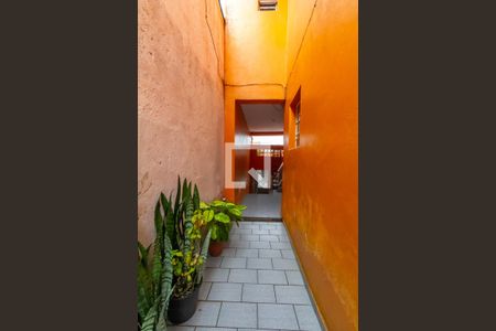 Casa à venda com 160m², 3 quartos e 2 vagas Casa à venda com 160m², 3 quartos e 2 vagasCorredor Lateral