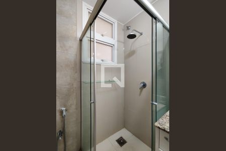 Apartamento para alugar com 112m², 3 quartos e 1 vaga Apartamento para alugar com 112m², 3 quartos e 1 vagaBanheiro Corredor