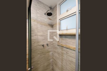 Apartamento para alugar com 112m², 3 quartos e 1 vaga Apartamento para alugar com 112m², 3 quartos e 1 vagaBanheiro da Suíte