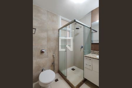 Apartamento para alugar com 112m², 3 quartos e 1 vaga Apartamento para alugar com 112m², 3 quartos e 1 vagaBanheiro Corredor