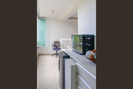 Varanda fechada de apartamento à venda com 2 quartos, 92m² em Barra da Tijuca, Rio de Janeiro