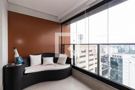 Varanda de apartamento à venda com 2 quartos, 98m² em Vila Nova Conceição, São Paulo