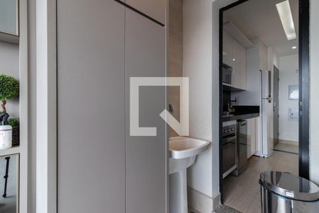 Apartamento à venda com 98m², 2 quartos e 2 vagas Apartamento à venda com 98m², 2 quartos e 2 vagasÁrea de Serviço