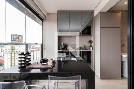 Varanda de apartamento à venda com 2 quartos, 98m² em Vila Nova Conceição, São Paulo