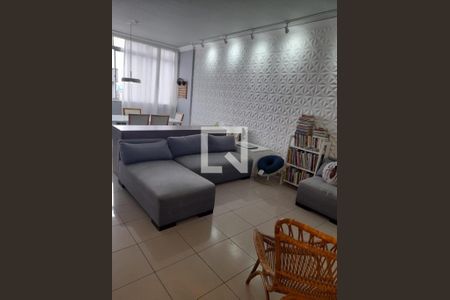 Apartamento à venda com 103m², 3 quartos e 1 vagaFoto 01