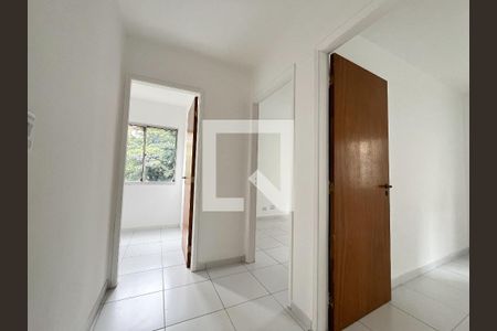 Corredor de apartamento para alugar com 2 quartos, 70m² em Jardim Jabaquara, São Paulo