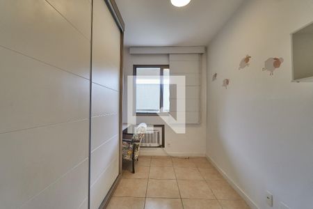 Apartamento à venda com 67m², 2 quartos e 1 vagaQuarto 2