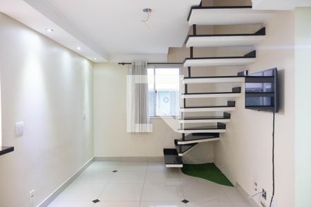 Sala de apartamento para alugar com 2 quartos, 89m² em Parque São Vicente, Mauá