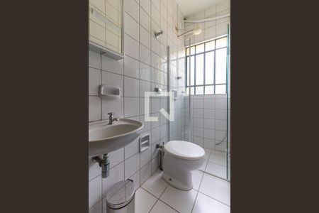 Casa à venda com 430m², 4 quartos e 4 vagasBanheiro de serviço