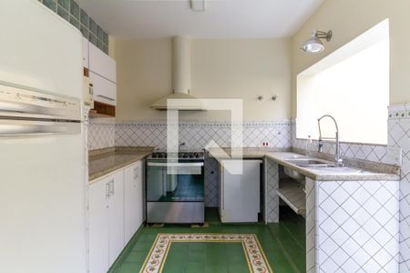 Casa à venda com 430m², 4 quartos e 4 vagasCozinha