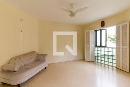 Casa à venda com 430m², 4 quartos e 4 vagasQuarto 1 - Suíte