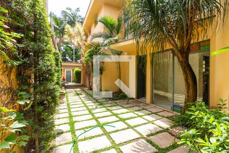 Casa à venda com 430m², 4 quartos e 4 vagasÁrea externa