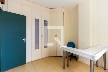 Casa à venda com 430m², 4 quartos e 4 vagasQuarto 2